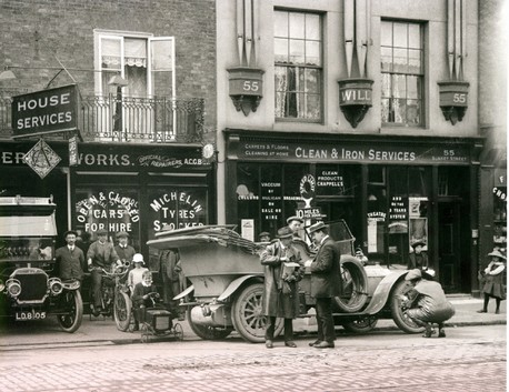 La primera agencia Clean & Iron Service. Historia de Clean & Iron Service.